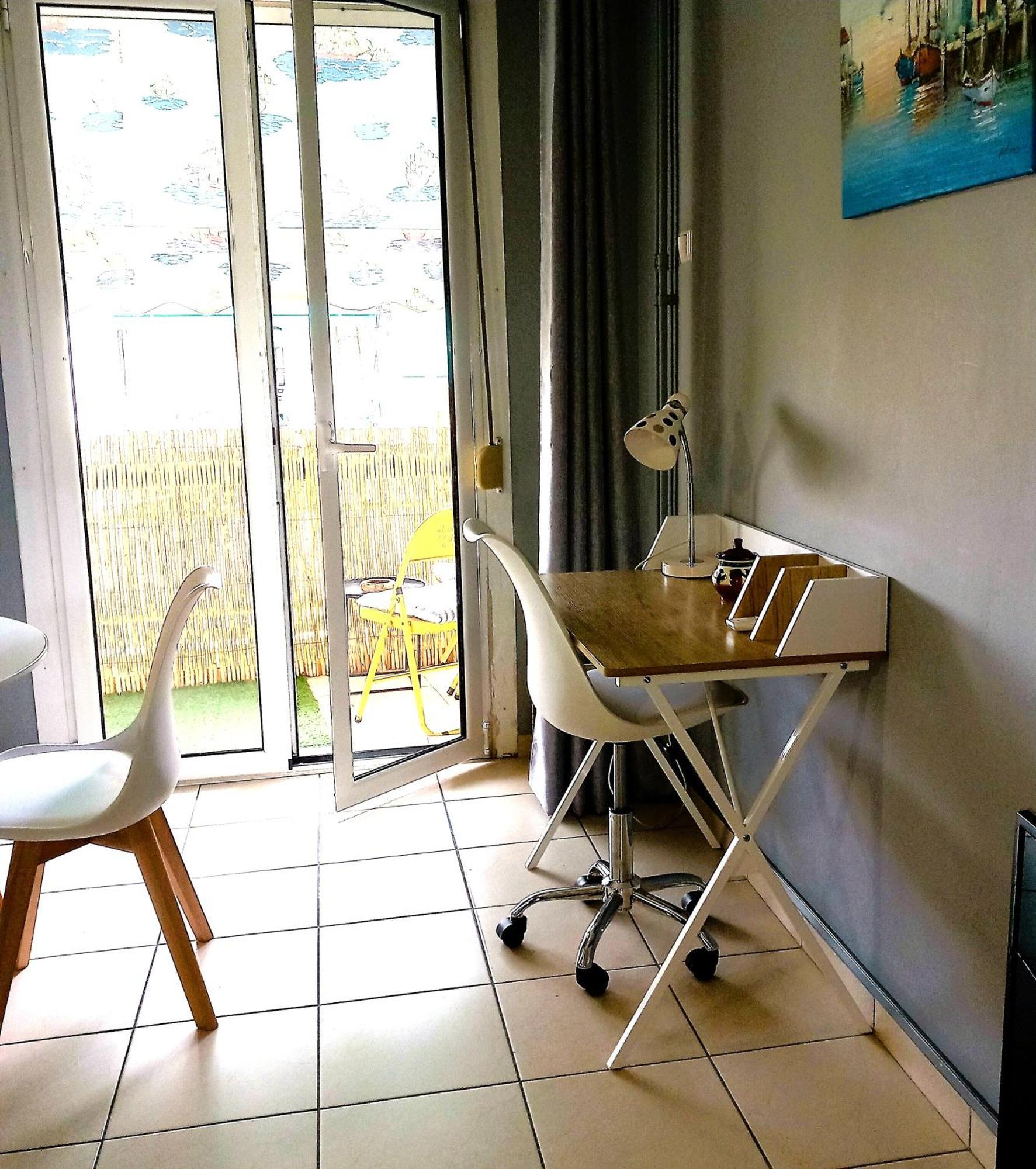 Beautiful Apartment In Koukaki! เอเธนส์ ภายนอก รูปภาพ